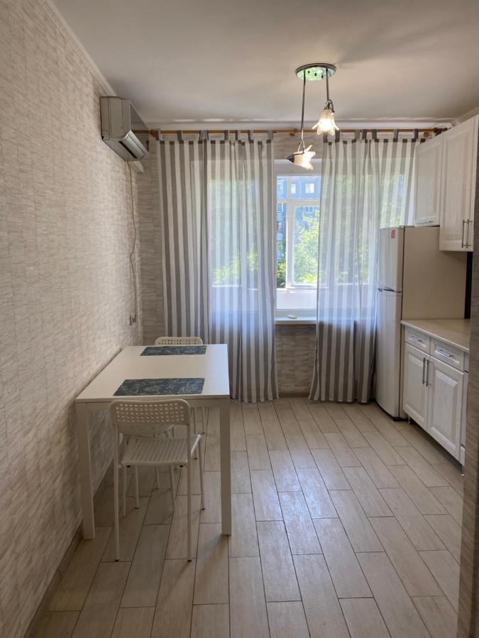 Kolodeznaja 17 Apartment Николайев Екстериор снимка